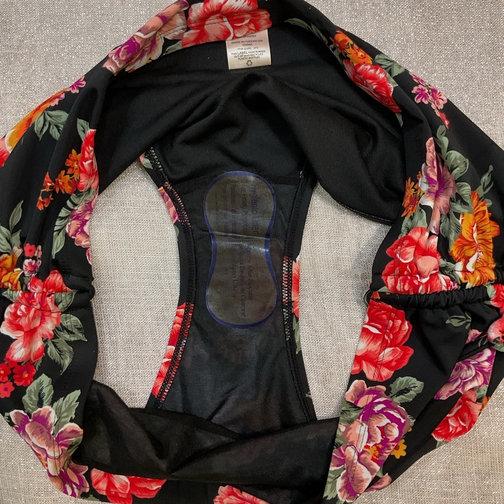 NWT Terra & Sky Floral Mid-Rise Tummy-Control Bikini Size 2X (20W-22W) - Picture 9 of 11